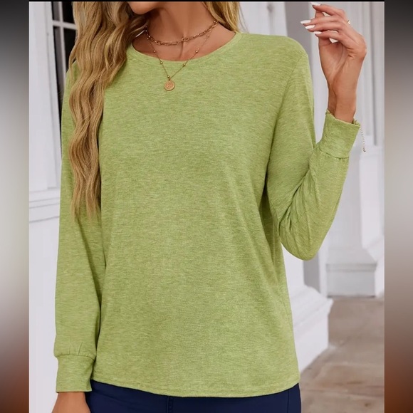 Green Long Sleeve Women's Top New - Picture 5 of 11